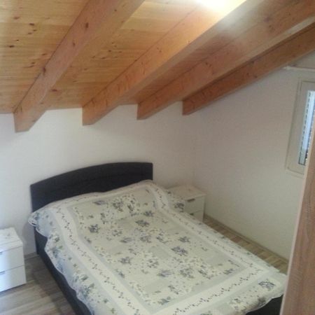 Apartmani Milisa L พรีมอชเตน ภายนอก รูปภาพ