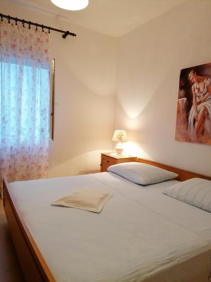 Apartmani Milisa L พรีมอชเตน ภายนอก รูปภาพ
