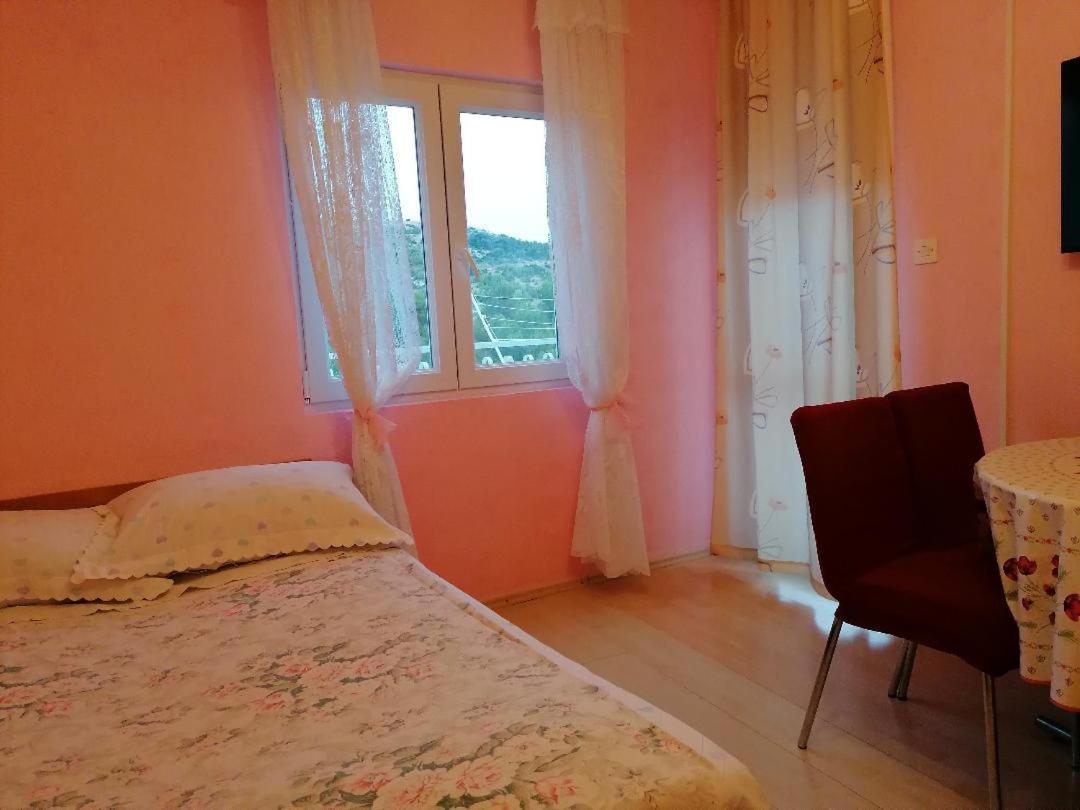Apartmani Milisa L พรีมอชเตน ภายนอก รูปภาพ