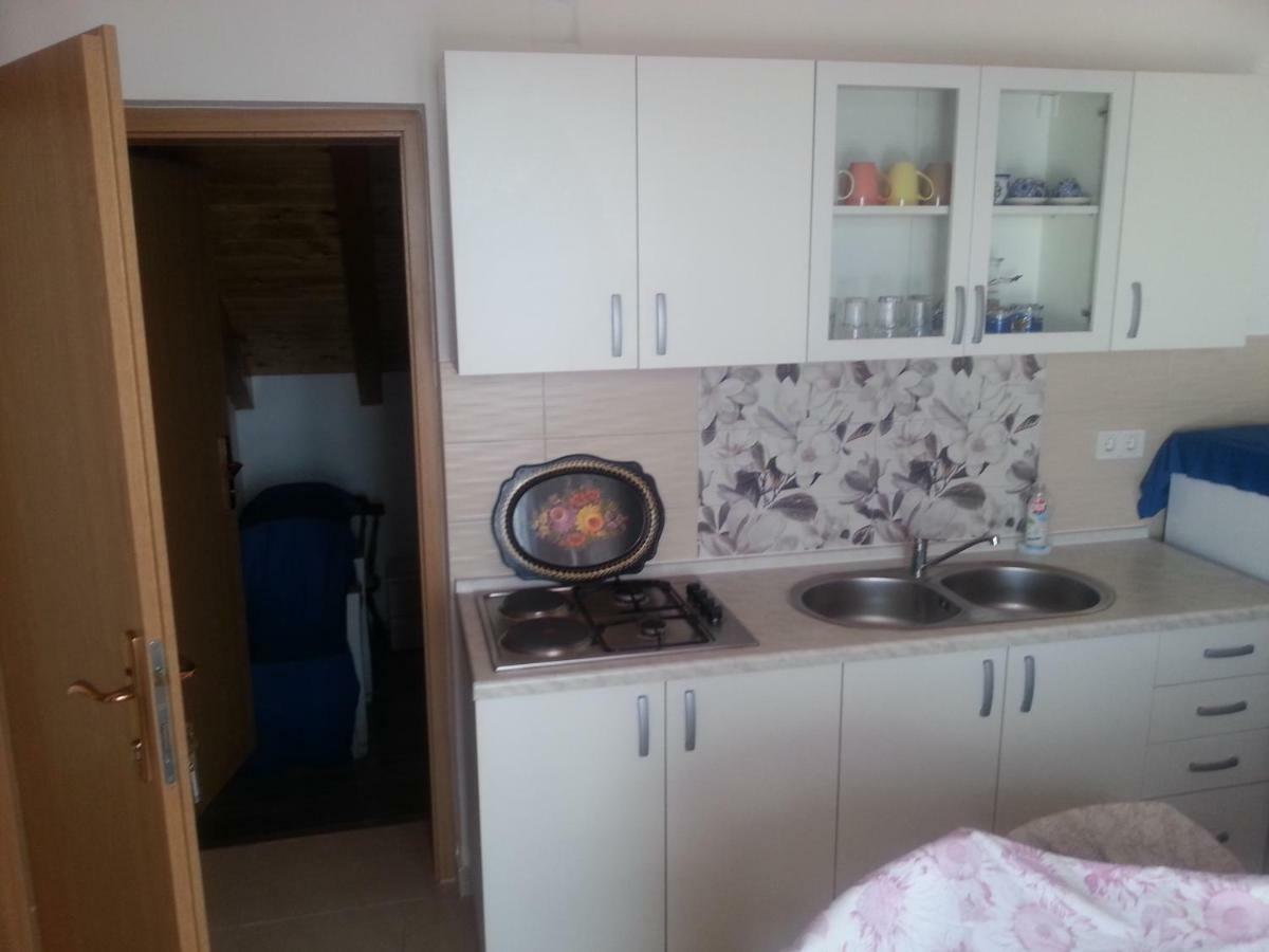 Apartmani Milisa L พรีมอชเตน ภายนอก รูปภาพ